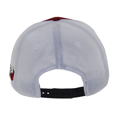 Pre Curved Peak Mesh Trucker Caps 3D Embroidery Baseball Caps 4 แผ่น