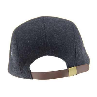 ไม้ยางกางเขน PU ผ้าใบ แคมป์ บาสบอล Cap 5 Panel Snapback Hat With Leather Embossed Logo